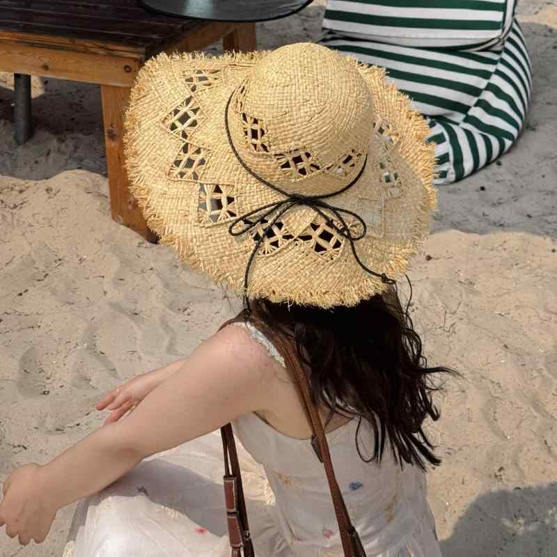 Straw Hat - 麦わら帽子 女性用 ラフィ草 編み 夏 海辺 バカンス 蝶結び 沙滩 写真 雰囲気 毛縁 刺繍 高頂 大檐 防晒 遮阳 紙草 復古風 文艺風 自然 镂空 撞色 卡其 黒 粉 米 藍 花柄 漁夫 蕾丝 老钱風 多巴胺 条紋 盆帽 绑带 平頂 ジャズトップ
