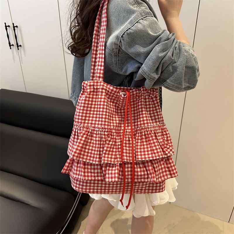 トートバッグ レディース 大容量 帆布 素材 水桶型 肩掛け 街頭風 切り替え デザイン ピンク 黒 青 赤 日常使い 夏用 トレンド スタイル 収納ポケット 付き 軽量 肩ストラップ ダブル