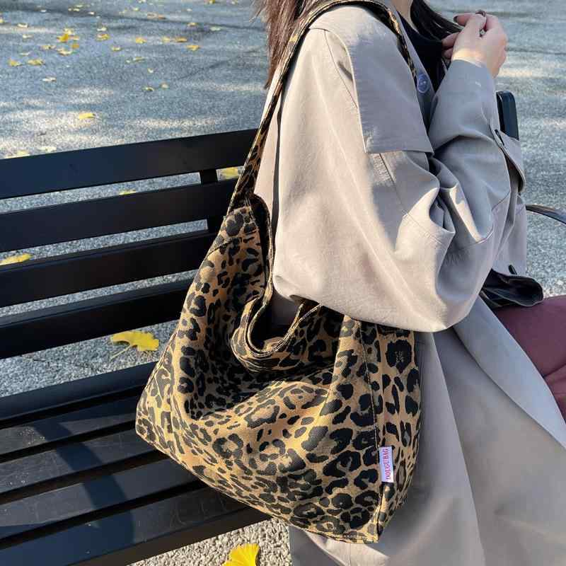 トートバッグ レディース 帆布 ヒョウ柄 秋冬 大容量 通勤 通学 肩掛け ショルダーバッグ ハンドバック カジュアル 軽量 おしゃれ