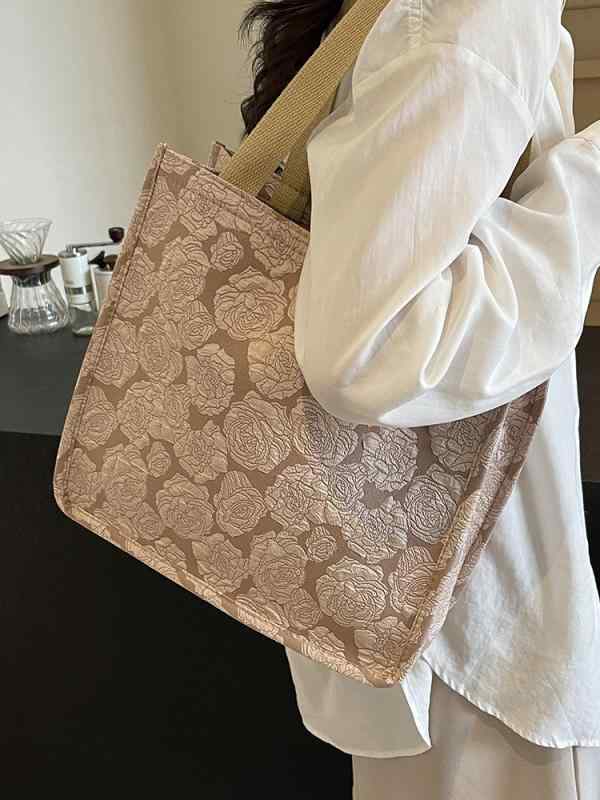 ・カテゴリ: トートバッグ・スタイル: ビジネス通勤・主な素材: 帆布・内装素材: 合成革・形状: 横型方形・サイズ展開: 大・開閉方式: オープン・硬さ: ソフト・外ポケット: 立体ポケット・肩ストラップ: 1本・人気要素: カー縫い・カラー展開: カーキ、ブラック、ベージュ、ピンク・サイズ展開: 大、小