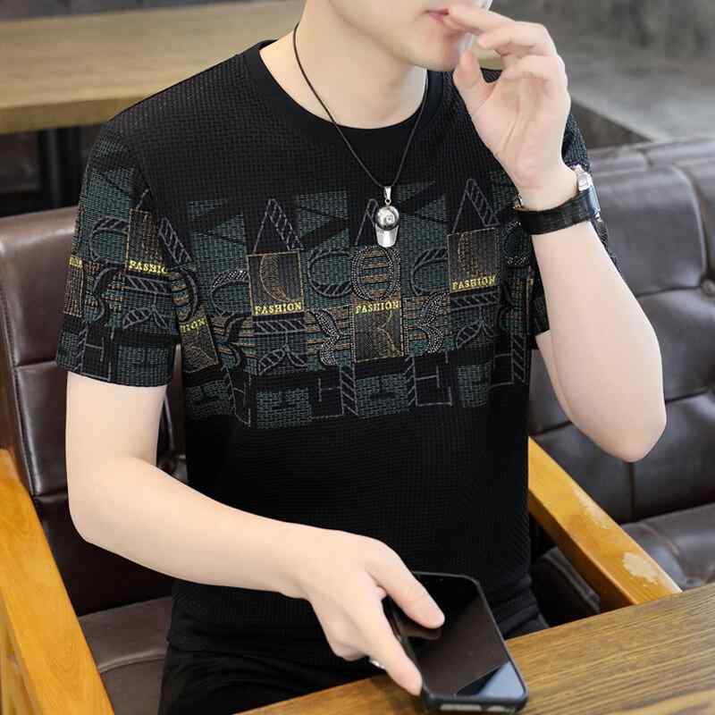 乐天商城 - メンズ Tシャツ 短袖 丸首 大きいサイズ トレンド 字母刺繍 弾力 薄手 通気性 化繊混紡 白 黒 修身 夏 青年 休闲 免烫 180g-250g 1-3cm誤差