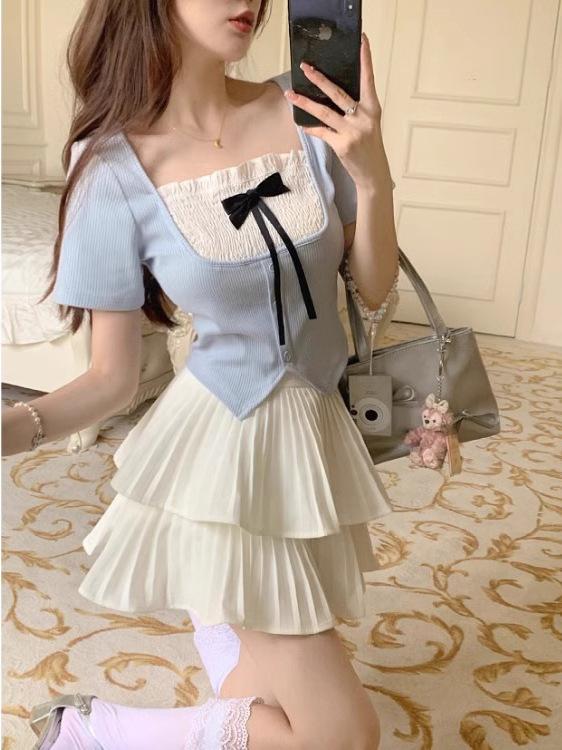 乐天商城 - T シャツ レディース 短袖 方領 修身 スリム 高腰 蝴蝶结 トップス かわいい 少女風 夏 百搭 プレス加工 ポリエステル繊維 無地 セットアップ 普通丈 スタンダードスリーブ 清新 甘め セクシー ブルー