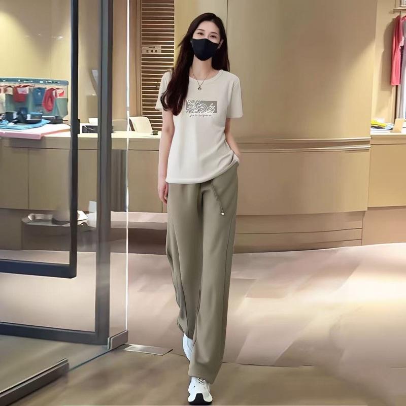 2025 新型 洋 気 ゆるい ワイド パンツ 2 点 セット 年齢が 減って 痩せて いる カジュアルな 半袖 スポーツ 2 点 セット