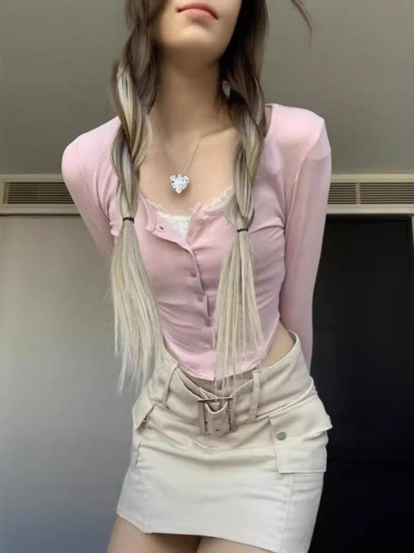 Tシャツ レディース 長袖 カットソー トップス フェイクレイヤード 重ね着風 レース 切り替え Uネック ホルターネック ボタン リボン付き スキッパーシャツ 細身 タイト プルオーバー 伸縮性 ポリエステル 桃色 ピンク