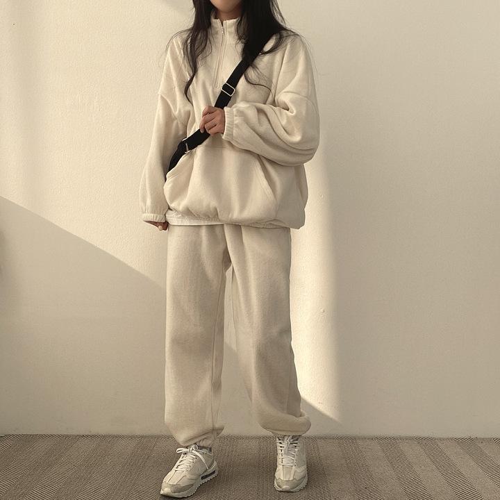 ・カテゴリ: 休闲套装・パンツ丈: ロングパンツ・素材: デロン（ポリエステル）・カラー展開: グレー、ブラック、アプリコット・サイズ展開: M、L、XL、XXL、XXXL・スタイル: 日韓カジュアル、日系風、個性派ストリート・セット内容: パンツスーツ・性別: 女性用・袖丈: 長袖