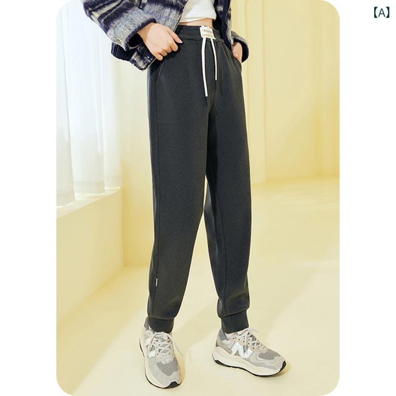 ・カテゴリ: ロングパンツ・主な素材: ポリエステル80%以上90%未満、再生繊維（セルロース）30%以下・フィット感: ルーズフィット・カラー展開: グレー、ブラック、ブラウン・サイズ展開: M（90〜60kg）、L（120〜70kg）、XL（140〜80kg）・スタイル: 韓国風カジュアル・ウエスト: ウエストゴム・パンツ丈: フルレングス・伸縮性: ややあり・厚み: 普通・加工: 高温セット