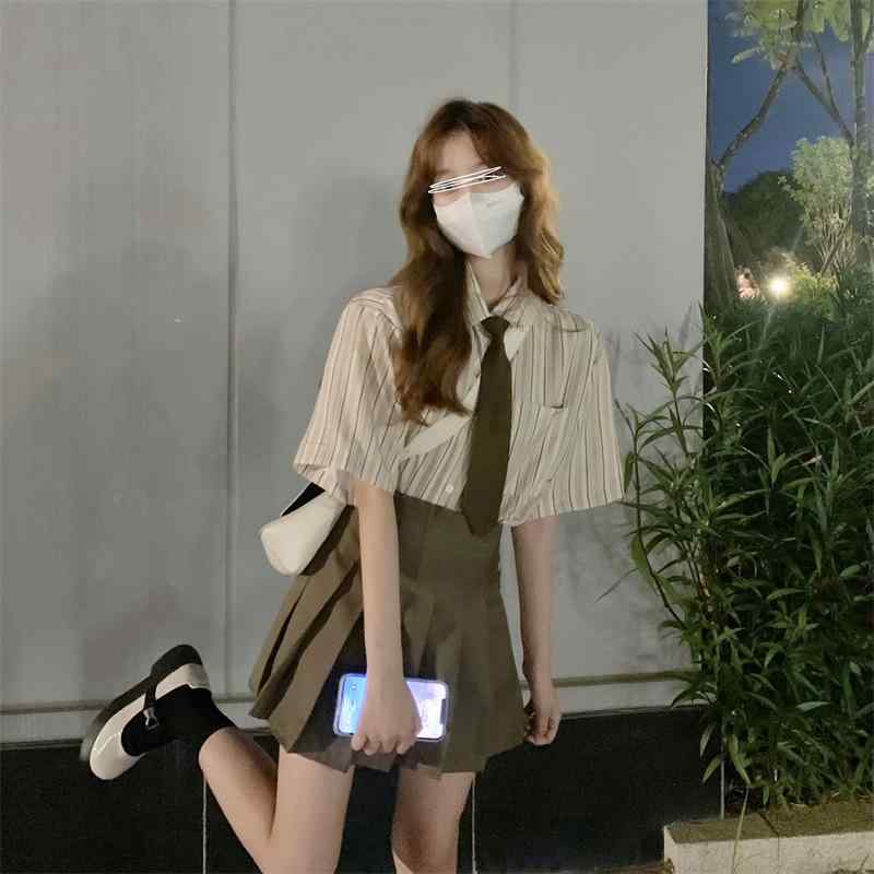 制服 レディース セットアップ スカートスーツ 上下セット 半袖 シャツ 百褶裙 プ...