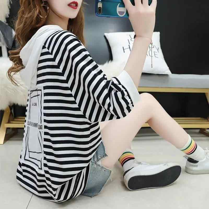 樂天商城 - Tシャツ レディース 半袖 トップス フード付き プルオーバー 切り替え ボーダー ゆったり 大きいサイズ 体型カバー 再生繊維 爽やか カジュアル 通学 普段使い お出かけ ブラック レッド 20代 30代 女性用