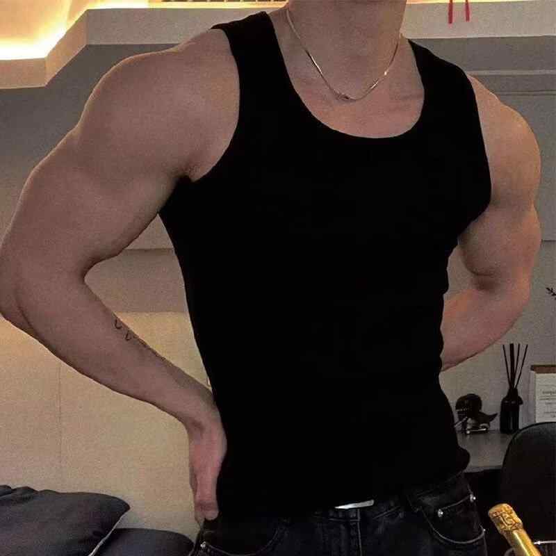 樂天商城 - タンクトップ メンズ 男性用 ノースリーブ トップス Tシャツ 運動着 スポーツウェア ランニング バスケットボール トレーニング ジム フィットネス 筋トレ 薄手 吸汗 速乾 涼しい 快適 カジュアル 普段使い ルームウェア 無地 ブラック ホワイト