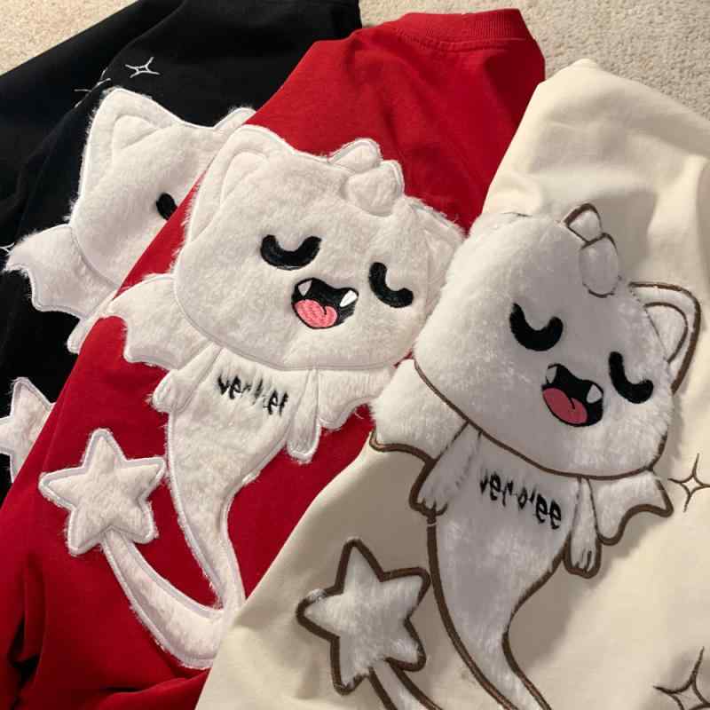 Tシャツ レディース メンズ 半袖 トップス カットソー クルーネック 丸首 刺繡 コミック アニメ キャラクター 小悪魔 かわいい ゆったり ビッグシルエット オーバーサイズ カジュアル ストリート ペアルック カップル 綿 コットン 白 黒 赤