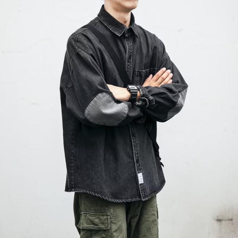 ・カテゴリ: 衬衫（シャツ）・スタイル: カジュアル、ワークスタイル・主な素材: ポリエステル15%、デニム・仕様: 開襟、ボタン留め・シルエット: ルーズフィット・ネックライン: レギュラーカラー・袖丈: 長袖・柄: バイカラー・厚み: 標準・ディテール: ワッペン・対象: メンズ、ジュニア・カラー展開: ブラック、ブルー・サイズ展開: M、L、XL、XXL、XXXL・加工: 形態安定加工