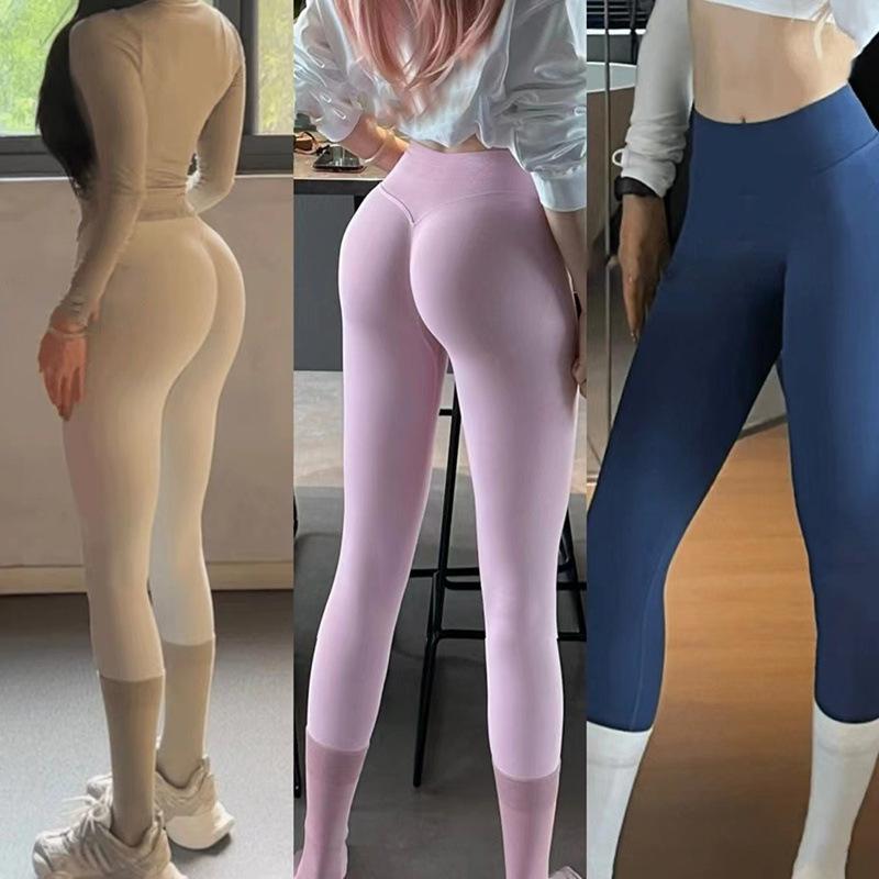 ・カテゴリ: ロングパンツ・対象性別: 女性・生地素材: 綿、ビニロン・生地成分比率: 81%-90%・裏地素材: 綿・裏地成分比率: 81%-90%・対応シーン: ランニング・カラー展開: スカーレットレッド、ブラック、チタンブルー、オリーブグリーン、イエローグリーン、ラズベリー、ベージュ、イエロー、ベビーピンク、ライトブルー、パームグリーン、クラインブルー・サイズ展開: S（50kg以下）、M（50kg-57.5kg）、L（57.5kg-72.5kg）
