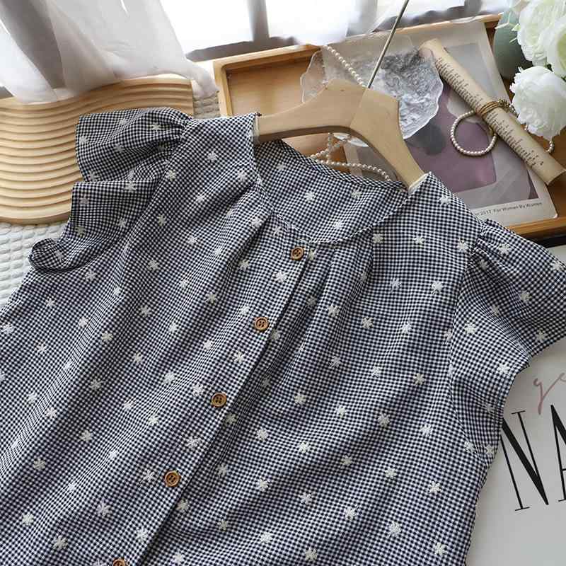 ・カテゴリ: shirts・スタイル: 清新甜美・主な素材: 綿 50%〜70%、麻 30%〜50%・柄: 格子柄・袖丈: 半袖・袖型: レギュラースリーブ・ネックライン: クルーネック・工芸: 刺繍・フィット感: ルーズフィット・着丈: 普通丈（50cm超65cm以下）・デザイン特徴: ボタン・カラー展開: 格子黒・サイズ展開: フリーサイズ