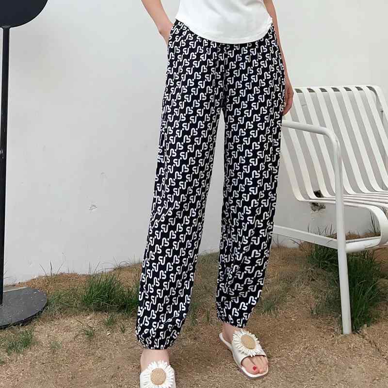 ・カテゴリ: カジュアルパンツ・主な素材: 綿 80%-90%・パンツのシルエット: ストレート・パンツ丈: 長ズボン・カラー展開: ブルーフラワー、ローゼル、十字花、リリパット、シーサンパンナ・サイズ展開: 3XL、4XL、5XL・スタイル: カジュアル・対象性別: 女性