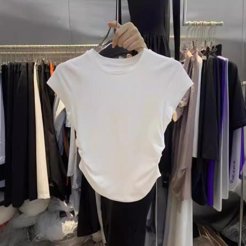 ・カテゴリ: Tシャツ・スタイル: 通勤風、セクシー系・主な素材: ポリエステル90%-95%未満、ポリウレタン30%以下・柄: 無地・袖丈: 半袖・デザイン: ギャザー、シャーリング・シルエット: ウエストシェイプ・着丈: ショート丈（40cm超、50cm以下）・ネックライン: クルーネック・カラー展開: ダークグレー、ホワイト、ブラック、ホワイトグレー・サイズ展開: S、M、L、XL