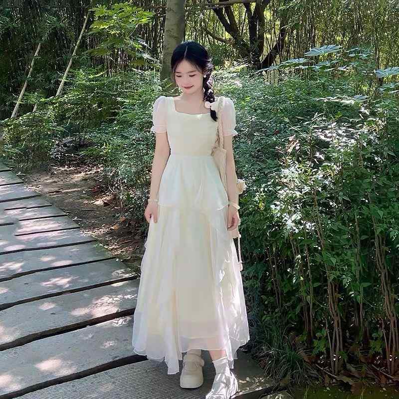 樂天商城 - ワンピース レディース 春夏 半袖 五分袖 Aライン スクエアネック パフスリーブ フリル ティアード ウエストゴム 白 ホワイト ロングワンピース ミモレ丈 ロング丈 ポリエステル 無地 切り替え 清潔感 フェミニン スウィート 普段使い