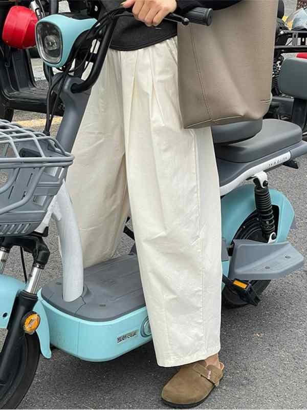 カジュアルパンツ レディース ボトムス バルーンパンツ サルエル ワイドパンツ 九分丈 ハイウエスト プリーツ 薄手 軽量 伸縮性なし ポリエステル アプリコット カーキ ネイビー 日系 シンプル 普段使い 部屋着 楽ちん