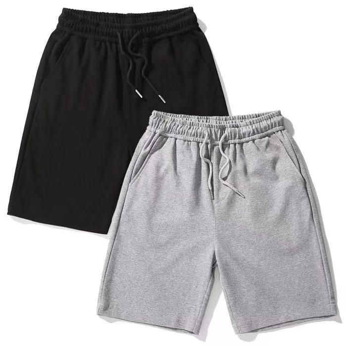 ショートパンツ メンズ 五分丈 ルーズシルエット カジュアル スポーツウェア 部屋着 ワンマイルウェア 外履き 薄手 通気性 春夏 日系スタイル ボトムス・パンツ丈: 五分丈・素材: ポリエステル85%・カラー: ブラック、グレー・サイズ展開: M、L、XL、2XL、3XL、4XL、5XL・パンツタイプ: ストレート・伸縮性: 微ストレッチ・スタイル: スポーツ