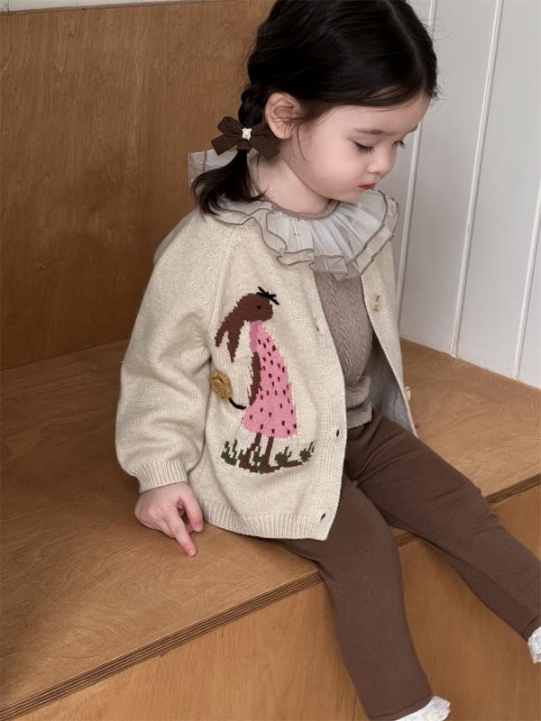 子供 用 春 服、 ベビー 外出 着、 韓国 風 子供 服、 春 服、 女の子 用 スーツ、 女児 用 春 用 カーディガン ジャケットブランド: トゥランカ商品番号: AD9047+9048+9049カテゴリー: 対象性別: レディーススタイル: 韓国語版セットタイプ: パンツスーツセットピース数: 2個セットギフトボックスの内容: 衣類出身地: 浙江省年齢層に適しています: 幼児(1～3歳、80～100cm)適した季節: spring,秋袖丈: 長袖フード付きかどうか: フードなしパンツ長さ: パンツファブリッククラフト: ソフトトリートメント厚さ: 普通のパターン: 花リアルショットの写真: モデル付きの実際のショット在庫があるかどうか: はい発売年と季節: 2026年春要素: 動きAQLランダム検査基準: 1.0平旋針間隔12～14針/3cm: はい毛先・余分な糸はカットするかどうか: 明らかな部分がトリミングされています生地名: 綿主な生地構成: 綿主な生地成分の含有量: 85セキュリティレベル: カテゴリーAクローズドスタイル: プルオーバー色: ニットジャケット,茶色のボトムシャツ,茶色のレギンス適切な身長: 73CM,80cm,90cm,100cm製品カテゴリー: 子供用スーツタグ: タグ付き