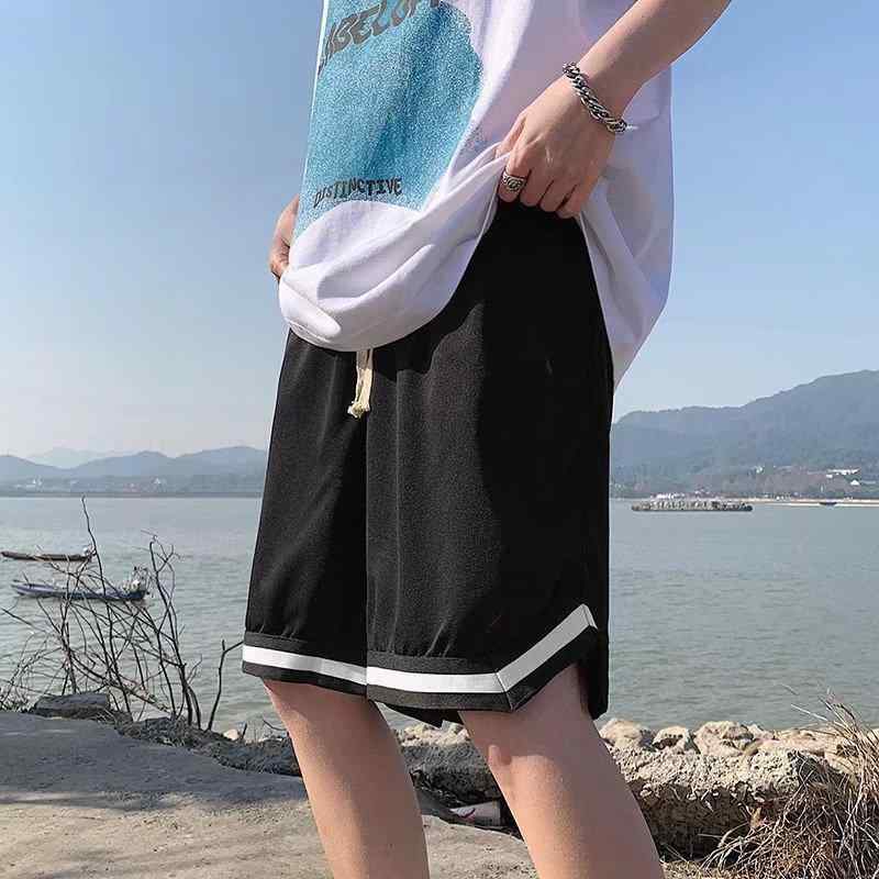 ショートパンツ メンズ 夏服 ハーフパンツ 接触 速乾 通気性 メッシュ ビーチパンツ 五分丈 スポーツウェア 普段着 アウトドア 無地・カテゴリ: 運動カジュアルパンツ・スタイル: 運動カジュアル・パンツタイプ: ストレート・パンツ丈: 5分丈/ハーフパンツ・腰回り: 中腰・厚み: 薄手・柄: 無地・素材: 聚酯繊維(ポリエステル)90%・用途: 運動・裾の仕様: ストレート・デザイン詳細: ポケット装飾・伸縮性: なし・カラー展開: ブラック,グレー,ホワイト,三分丈・サイズ展開: M,L,XL,2XL,3XL,4XL,5XL・機能性: 通気性・対象年齢: 大人・性別: 男性