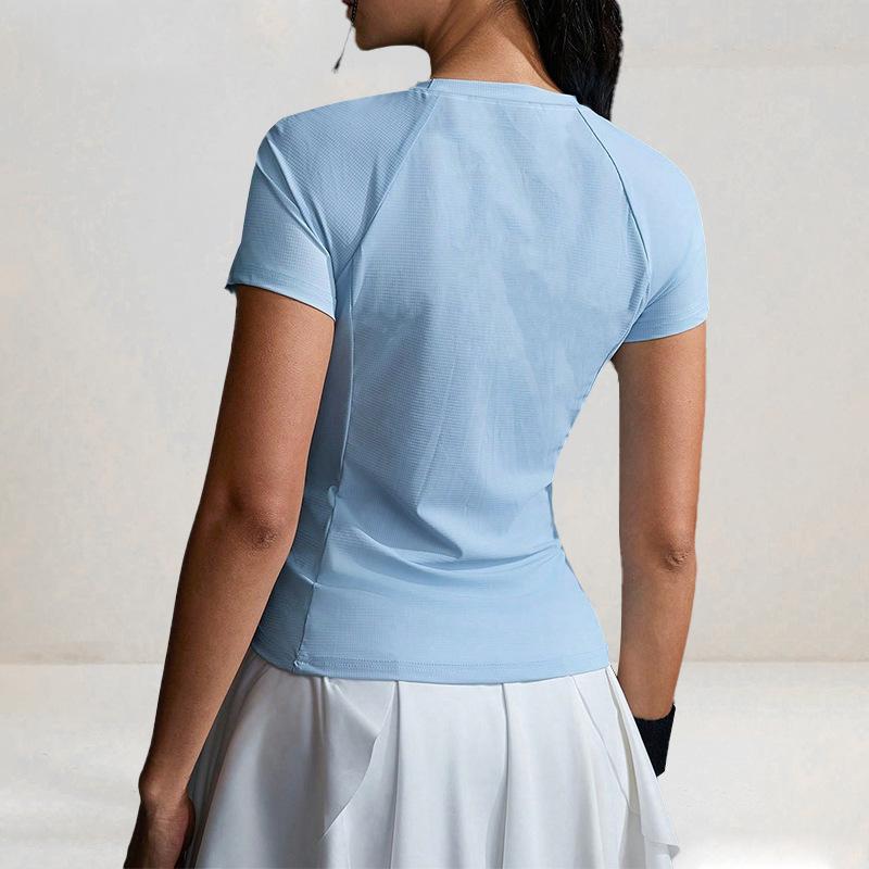 Tシャツ レディース カットソー トップス 半袖 速乾 吸汗 伸縮性 接触冷感 運動着 スポーツウェア ランニング ジョギング 瑜伽 ヨガウェア ピラティス フィットネス トレーニングウェア ジム 筋トレ タイト スリム・カテゴリ: 瑜伽トップス・カラー展開: 塩水ブルー・機能: 高弾性・素材: ナイロン80%、スパンデックス20%・サイズ展開: S、M、L、XL・袖丈: 半袖・シルエット: タイトフィット・着丈: ヒップ丈・対象: 女性・用途: ヨガ、フィットネス、球技、ランニング