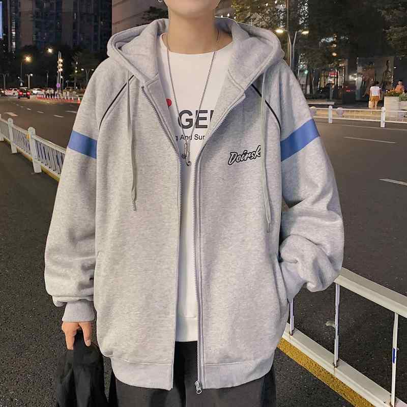 ・カテゴリ: 夹克・スタイル: カジュアル・ネックライン: ノーカラー・シルエット: ルーズフィット・フードの有無: フード付き・生地の厚さ: 普通・柄: バイカラー・主な素材: ポリエステル95%・裏地素材: ポリエステル95%・着用シーン: カジュアル・デザイン詳細: バイカラー・裾のデザイン: ストレートヘム・加工技術: パッチワーク、切り替え・着丈: 普通丈（50cm超65cm以下）・ポケット仕様: サイドシームポケット・着用スタイル: アウター・袖丈: 長袖・カラー展開: グレー、ブラック、ブルー・サイズ展開: M、L、XL、2XL、3XL、4XL・袖の形状: ラグランスリーブ・対象: 成人男性
