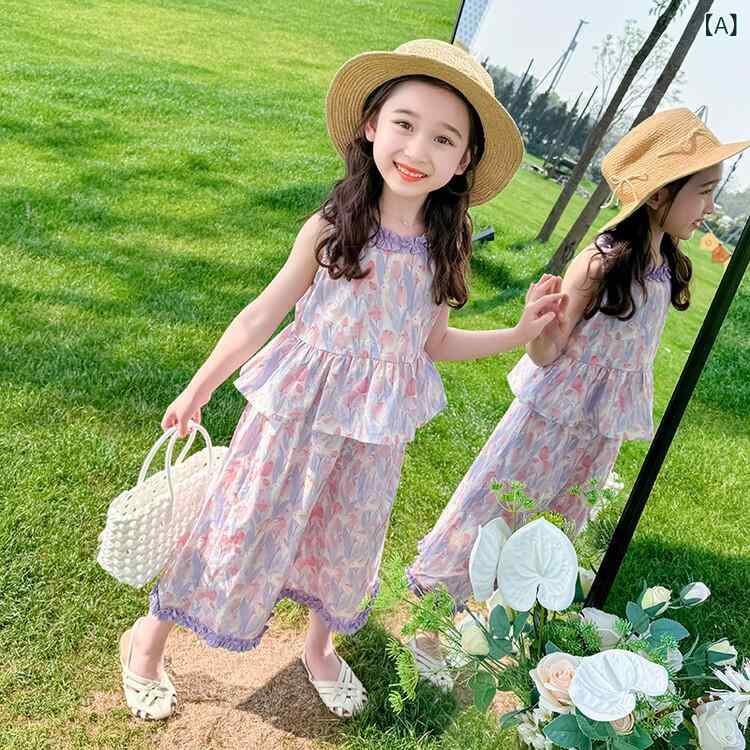 ・カテゴリ: 子供用セットアップ・対象性別: 女性・スタイル: 韓国風・セット内容: パンツセット（2点セット）・対象年齢: 中小童（3〜8歳、100〜140cm）・袖丈: ノースリーブ・パンツ丈: カプリパンツ（七分丈）・生地の厚さ: 薄手・柄: 花柄・主な素材: ポリエステル100%・安全基準: B類・留め具の種類: プルオーバー・カラー展開: パープル（総柄）・対応身長: 8229.6cm、9144cm、10058.4cm、10972.8cm、11887.2cm、12801.6cm、13716cm
