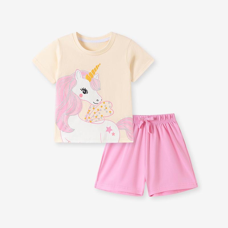 ・カテゴリ: 子供服セット・対象性別: 女の子・スタイル: 欧米風・セット内容: トップス、パンツ（2点セット）・対象年齢: 3〜8歳（身長100〜140cm）・袖丈: 半袖・フード: なし・パンツ丈: ショートパンツ・生地加工: 柔軟加工・生地の厚さ: 普通・柄: 動物、キャラクター、チェック・主な素材: 綿100%・安全基準: B類・留め具の種類: プルオーバー・対応身長: 90cm、100cm、110cm、120cm、130cm、140cm