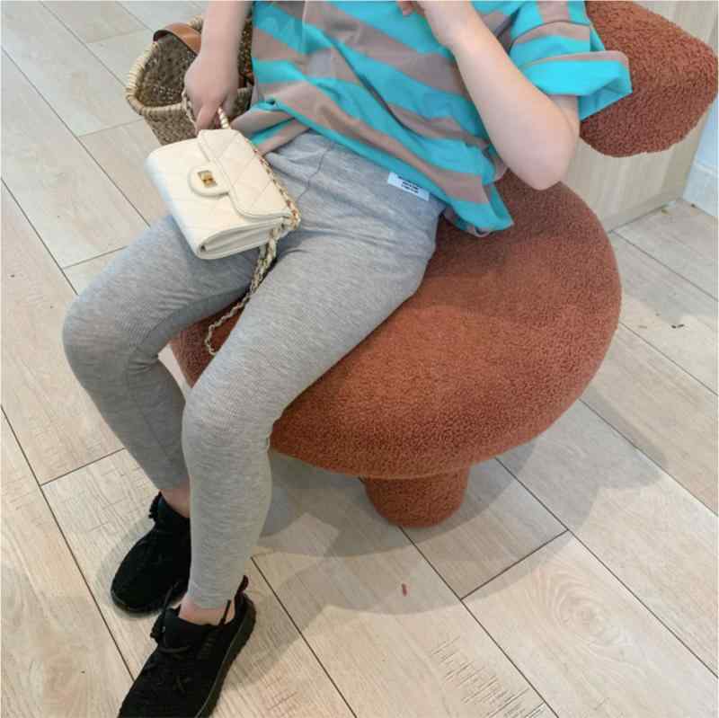 ・カテゴリ: ロングパンツ・素材: 綿95%、モダール・対象性別: 女性・ウエスト: 中腰・カラー展開: ブラック、ホワイト、草緑、スキンカラー、グレー、ピンク、フリルホワイト、フリルグリーン、フリルピンク・サイズ（身長）: 80cm、90cm、100cm、110cm、120cm、130cm、140cm・スタイル: カジュアル・対象年齢: 中小童（3〜8歳、100〜140cm）