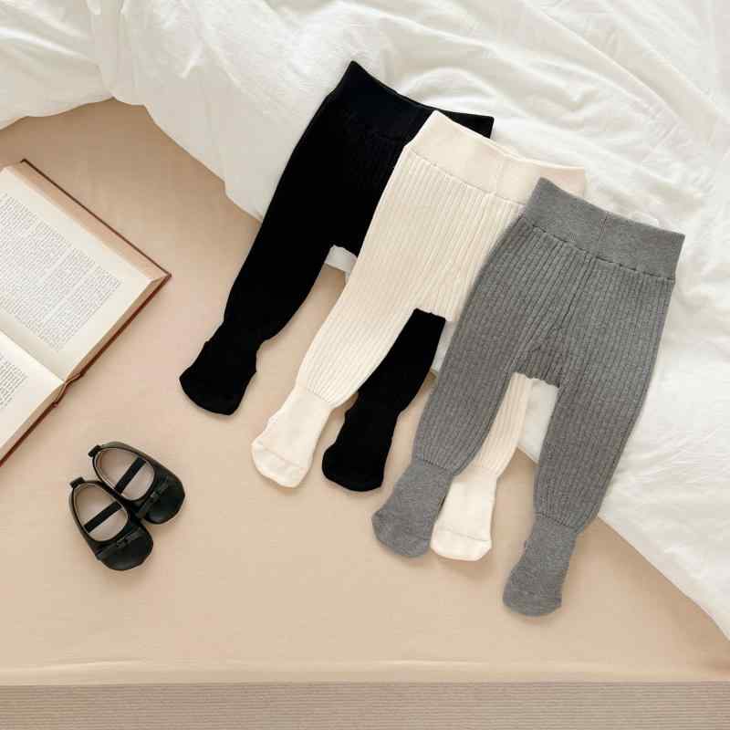 ・カテゴリ: ロングパンツ・対象性別: 男女共用・股上の仕様: 開閉なし・パンツ丈: 長ズボン・カラー展開: アイボリー、ブラック、ライトグレー・主な素材: レーヨン55%、ナイロン24%、ポリエステル21%・サイズ展開: 66cm、73cm、80cm、90cm、100cm、110cm・スタイル: 万能・カジュアル・対象年齢: 乳幼児（1〜3歳、身長80〜100cm）