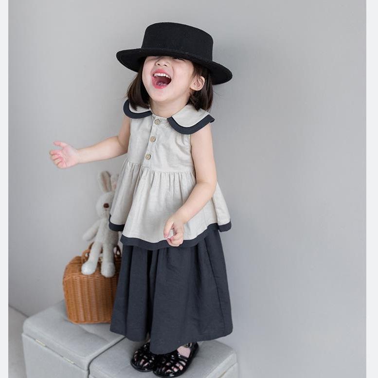 ・カテゴリ: 子供用セットアップ・対象性別: 女の子・スタイル: 韓国風・セット内容: トップス、パンツ（2点セット）・対象年齢: 中小童（3〜8歳、100〜140cm）・袖丈: ノースリーブ・フード: フードなし・パンツ丈: ショートパンツ・生地加工: 柔軟処理・生地の厚さ: 普通・柄: 無地・主な素材: 綿100%・安全基準: B類・留め具の種類: プルオーバー・カラー: 写真色・サイズ展開: 5号（95-100cm）、7号（100-105cm）、9号（105-115cm）、11号（115-120cm）、13号（120-130cm）