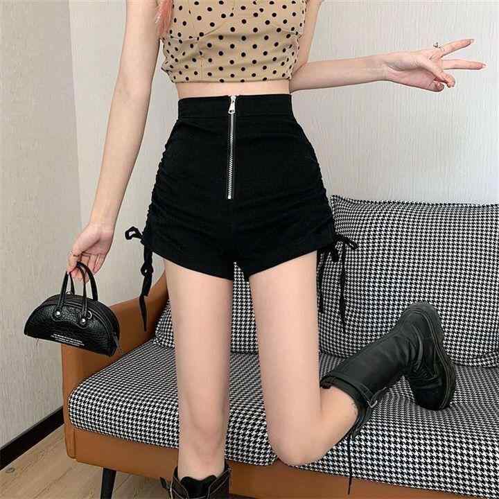 ・カテゴリ: ショートパンツ・パンツ丈: ショートパンツ・ウエスト: ハイウエスト・生地の厚さ: 普通・カラー展開: ブラック・サイズ展開: S、M、L、XL、2XL、3XL、4XL・スタイル: フェミニン、キュート・デザイン特徴: ファスナー、ギャザー・デザイン: ストレートパンツ・伸縮性: 微伸縮・素材: 再生繊維素繊維80%-90%、ポリエステル90%-95%