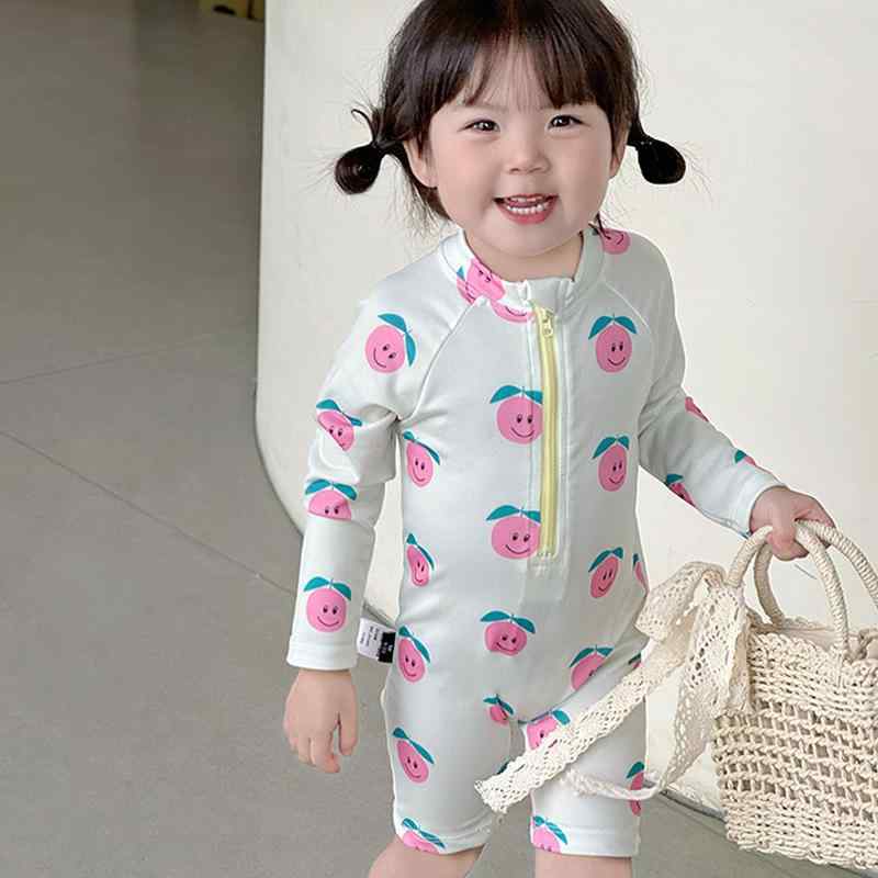 ・カテゴリ: 水着・対象年齢: 1-8歳・性別: 男女兼用・デザイン: 韓国風・素材: ポリエステル90%・重量: 約140g・用途: スイミング、水遊び・カラー: ピンクアップル・サイズ: 90、100、110、120、130・スタイル: 選択可能（ブリーフ、ビキニ、ボクサーパンツ、ワンピース水着、セパレート水着）