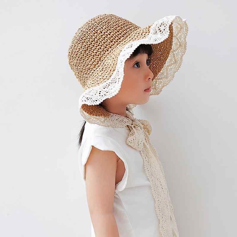・カテゴリ: 麦わら帽子・対象性別: 女性・カラー展開: ピンク、ブラウン、ベージュ・サイズ展開: キッズ用（2〜7歳、53cm）、フリーサイズ（大人用、57cm）、ベビー用（8ヶ月〜2歳、49cm）・つばの形状: 広つば・クラウン（帽子の頭部分）の形状: ラウンド・機能: 防紫外線、日よけ・対象年齢: 2〜4歳、4〜6歳、8〜10歳、10歳以上・素材: ペーパー