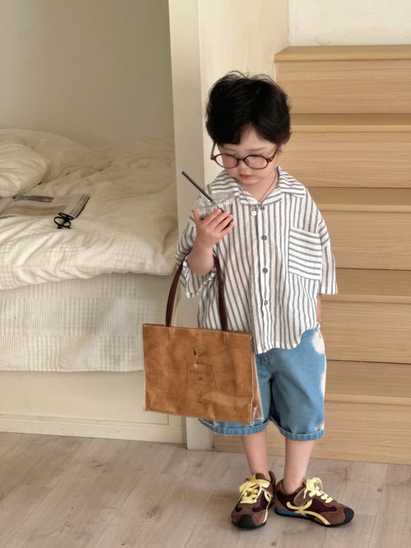 男の子 シャツ キッズ 半袖 襟付きシャツ トップス 子供服 ジュニア カジュアル 夏 ストライプ キャラクター プリント 柄 前開き ボタン 綿 コットン 涼しい 薄手 動きやすい 普段使い お出かけ 通園 通学 韓国風 おしゃれ