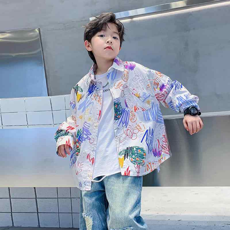 ・カテゴリ: 童シャツ・適用性別: 男子・対象年齢: 中大童（8歳以上、140cm以上）・スタイル: 韓国風・ネックライン: 襟付き・袖丈: 長袖・柄: キャラクター・主な素材: 綿100%・カラー展開: 画像通り・サイズ展開: 120cm、130cm、140cm、150cm、160cm、170cm、180cm・フード: なし