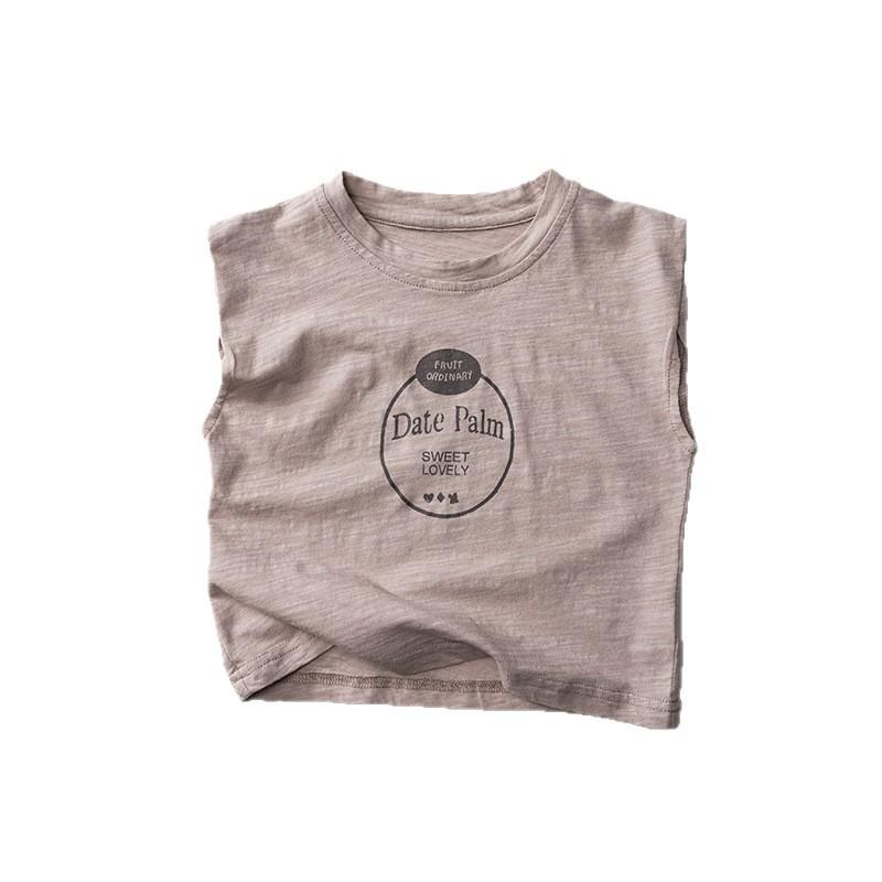 ・カテゴリ: キッズTシャツ・対象性別: 男女共用・スタイル: 韓国風・フード: なし・袖丈: ノースリーブ・対象年齢: 1〜3歳（身長80〜100cm）、3〜8歳（身長100〜140cm）・生地加工: 柔軟処理・柄: アルファベット・主な素材: 綿100%・安全基準: A類・ネックライン: クルーネック・カラー展開: ベージュ、コーラルピンク・対応身長: 80cm、90cm、100cm、110cm、120cm、130cm