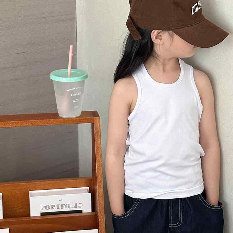 ・カテゴリ: 子供用Tシャツ・スタイル: 韓国風・性別: 男女兼用・フード: なし・袖丈: ノースリーブ・対象年齢: 中小童（3～8歳、100～140cm）・生地加工: 柔軟加工・柄: 無地・素材: 綿90%・ネックライン: クルーネック・機能: 吸湿速乾・カラー展開: ホワイト、ブラック・対応身長: 90cm、100cm、110cm、120cm、130cm、140cm、150cm、160cm
