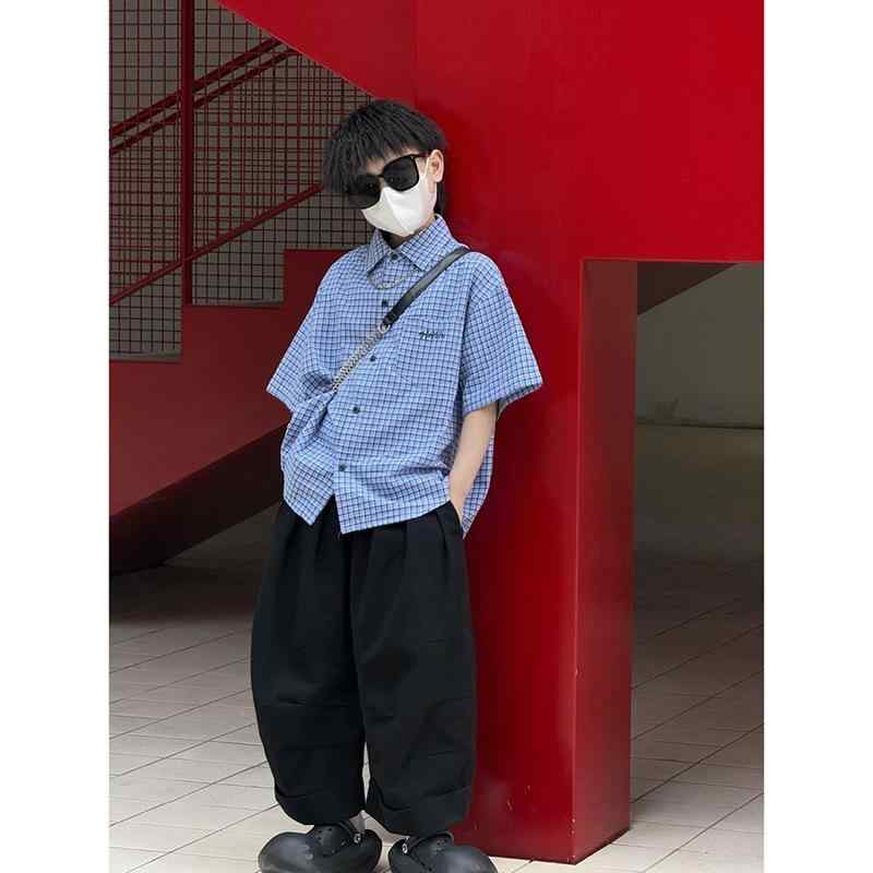 ・カテゴリ: 子供用シャツ・対象性別: 男の子・スタイル: カジュアル・ネックライン: レギュラーカラー・袖丈: 半袖・主な素材: ポリエステル・サイズ展開: 100、110、120、130、140、150、160、170