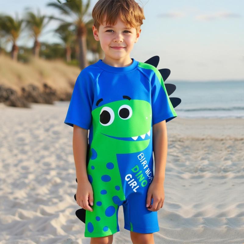 ・カテゴリ: 水着・スタイル: 三角パンツ・対象年齢: 4-8歳・対象性別: ボーイズ・柄: キャラクター・生地素材: ポリエステル82%・裏地素材: ポリエステル100%・重量: 150g・対応シーン: 水泳、マリンスポーツ・カラー展開: ブルー・サイズ展開: 4Y、5Y、6Y、7Y、8Y