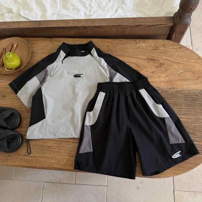 キッズ 運動 セットアップ 男の子 女の子 半袖 接触冷感 薄手 上下セット バスケットボール ウェア 涼しい 快適 ストリート カジュアル 夏 部活 練習着 部屋着 お出かけ スポーツウエア 100 110 120 130 140 150 灰黒