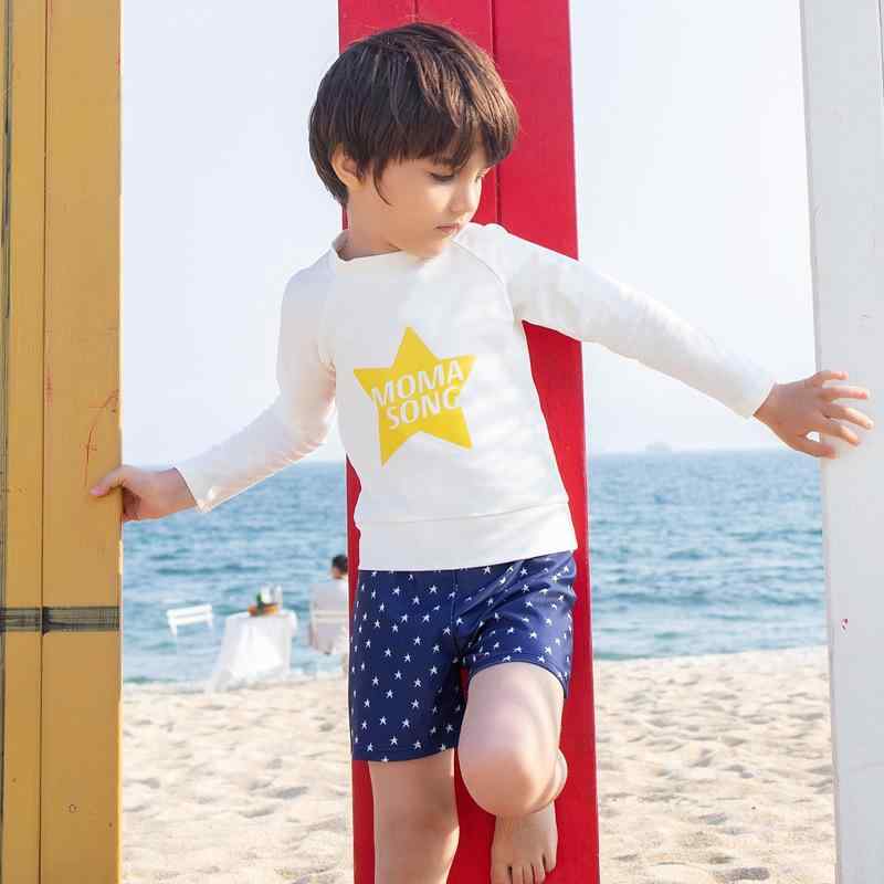 ・カテゴリ: 水着・スタイル: 韓国風、無地、和風・対象年齢: 2-10歳・対象性別: 男性・主な素材: ポリエステル84.6%・裏地素材: ポリエステル100%・重量: 約210g・着用シーン: スイミング、水遊び・デザイン: 星柄・サイズ展開: 04、05、06、07、08、10、12・スタイル詳細: ブリーフ