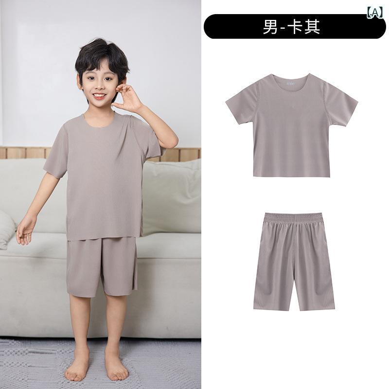 ・カテゴリ: 子供用ルームウェア・対象性別: ボーイズ・スタイル: シンプル・カラー展開: ダークグレー（ショートパンツ）、フォグブルー（ショートパンツ）、カーキ（ショートパンツ）、グリーン（ショートパンツ）、ピンク（ロングパンツ）、カーキ（ロングパンツ）、フォグブルー（ロングパンツ）、グリーン（ロングパンツ）・対象年齢: 8歳以上、身長140cm以上のキッズ・ジュニア・サイズ展開: 100（対応身長80-90cm）、110（対応身長90-100cm）、120（対応身長100-110cm）、130（対応身長110-120cm）、140（対応身長120-130cm）、150（対応身長130-140cm）、160（対応身長140-150cm）、170（対応身長150-160cm）・主な素材: ビニロン・素材比率: 91%～95%・生地の厚さ: 薄手・デザイン: セットアップ
