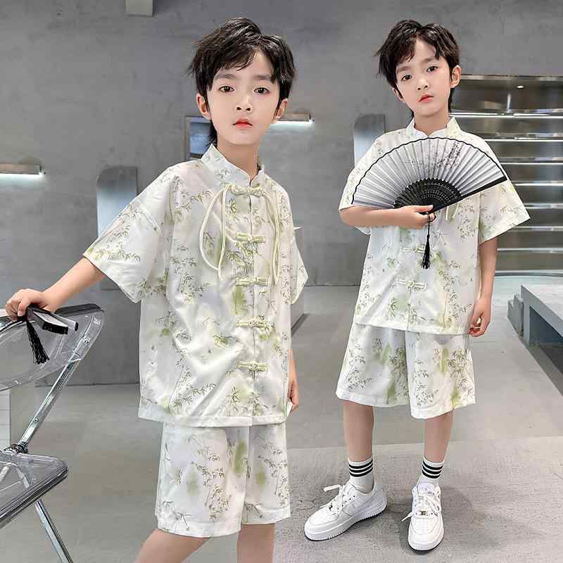 ・インナータイプ: 中綿インナー・デザイン要素: セットアップ・安全基準: B類・性別: 男児・素材: ポリエステル100%・厚さ: 普通・カラー展開: 青竹、遠山黛、中国龍ホワイト、墨竹、江山グラデーション、中国龍レッド・対象身長: 100cm、110cm、120cm、130cm、140cm、150cm、160cm、170cm・スタイル: 唐装・対象年齢: 中大童（8歳以上、140cm以上）・カテゴリ: 子供用旗袍・唐装・民族衣装