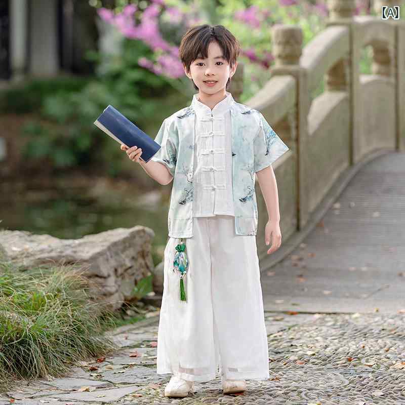 ・柄: 無地・デザイン: セットアップ、プリント・主な素材: ポリエステル85%・スタイル: チャイナ風・生地の厚さ: 薄手・カラー展開: 男児用（香包付き）、女児用・サイズ展開: 90cm、100cm、110cm、120cm、130cm、140cm、150cm、160cm、170cm、180cm・対象年齢: 3〜8歳（100〜140cm）・カテゴリ: 子供用旗袍・唐装・民族衣装