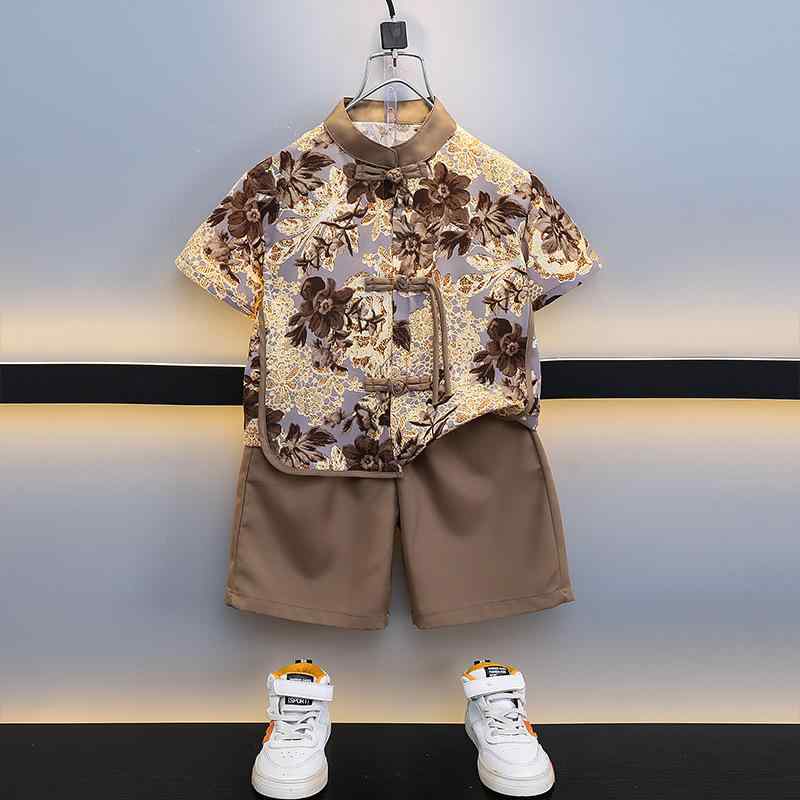 ・カテゴリ: 子供用旗袍・唐装・民族衣装・スタイル: 中国風、唐装、セットアップ・主な素材: ナイロン95%・柄: 動物・カラー展開: イエロー、ブラウン・サイズ展開: 90cm、100cm、110cm、120cm、130cm、140cm、150cm・対象性別: 男児・対象年齢: 3〜8歳・生地の厚さ: 薄手・生地加工: 柔軟処理