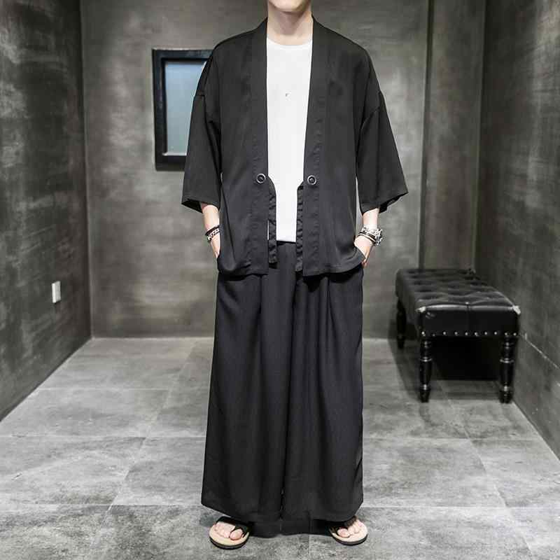 ・カテゴリ: メンズカジュアルセットアップ・スタイル: スポーティ・厚さ: 普通・パンツ丈: 九分丈・トップスのデザイン: Tシャツ・トップスの袖丈: 長袖・フード: フードなし・素材: ポリエステル混紡・着用シーン: スポーツ・カラー展開: ホワイト、ブラック・サイズ展開: M（47.5-60kg）、L（60-67.5kg）、XL（67.5-75kg）、2XL（75-85kg）、3XL（85-92.5kg）、4XL（92.5-100kg）、5XL（100-112.5kg）・ネックライン: クルーネック