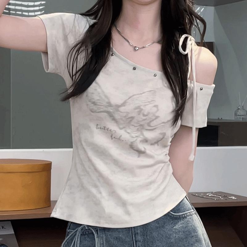 ・カテゴリ: Tシャツ・スタイル: カジュアル、韓系風・ネックライン: ワンショルダー・袖丈: 半袖・袖型: レギュラースリーブ・シルエット: スリムフィット・デザイン: ギャザー、レースアップ・カラー展開: アプリコット・サイズ展開: S、M、L、XL