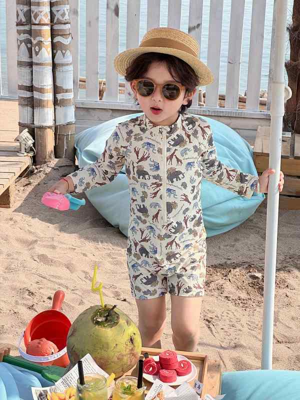 ・カテゴリ: 水着・対象年齢: 1-8歳・対象性別: 男の子・スタイル: 韓国風、キャラクター・表地素材: ポリエステル100%・重量: 約200g・裏地素材: ポリエステル100%・着用シーン: スイミング、水遊び・カラー展開: ベージュ・サイズ展開: 90cm、100cm、110cm、120cm、130cm、140cm・デザイン: ブリーフ