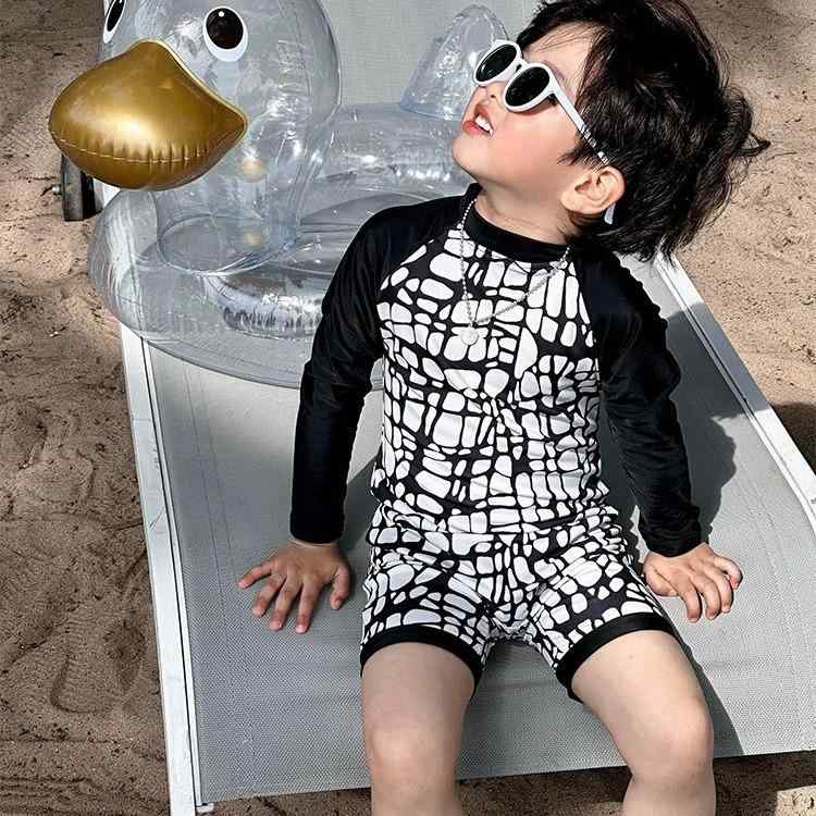キッズ 水着 男の子 長袖 オールインワン スイムウェア ラッシュガード レパード柄 ドット 水遊び 海 ビーチ プール 旅行 速乾 伸縮性 ストレッチ 幼児 子供 ジュニア 90 100 110 120 130 140